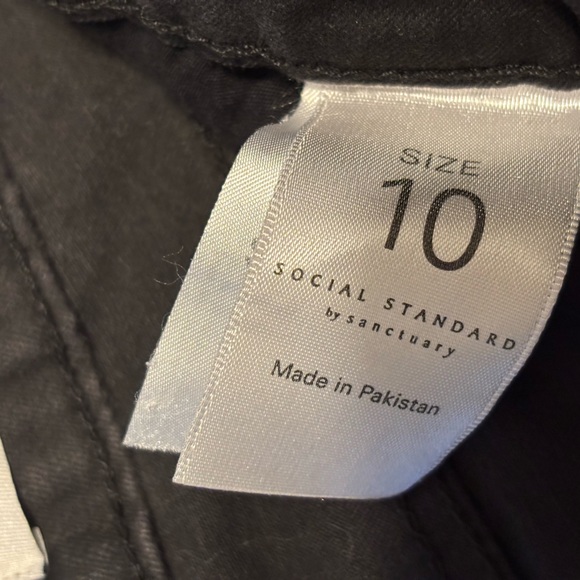 Social Standard by Sanctuary Black Camo jeans size 10 ankle skinny - Picture 6 of 8